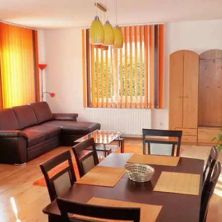 Apartament Agnes Apartman *
